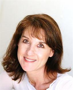 Cynthia Charis